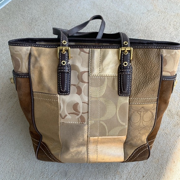 Coach Vintage Patchwork Leather Tote in Brown and Tan - Picture 4 of 11